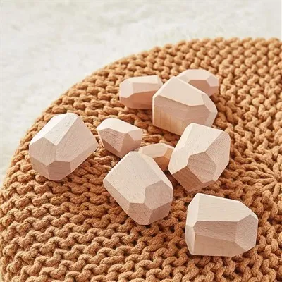 Piedra apilable de madera